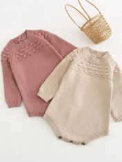 pompom stylish & fashionable long-sleeve romper for baby in autumn-01